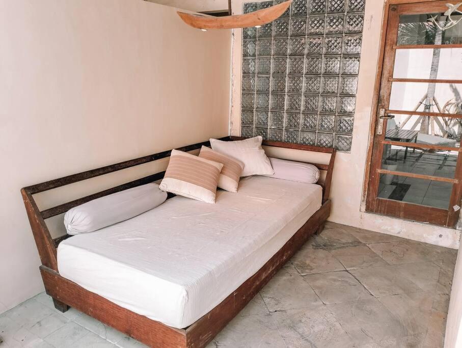 Villa Garden Getaway